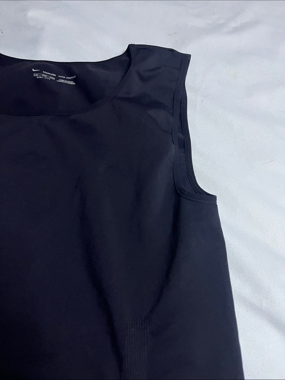 Nike Seamless Tank - Picture 3 of 7